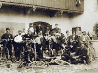 Petrinjski i zagrebački biciklisti u Petrinji nakon završenog natjecanja 15.8.1892. god